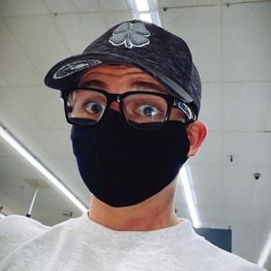 Meet your Posher, Nick